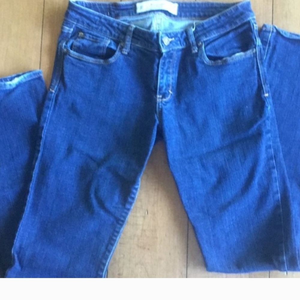 Women's jeans